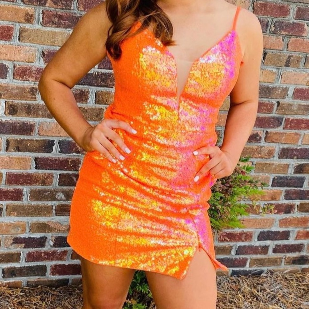 Orange homecoming dress size 8